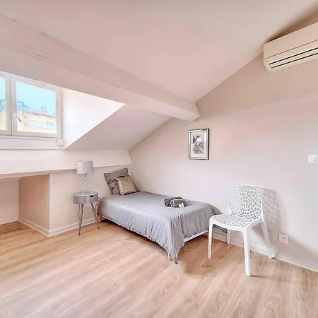 Croisette 8/10 Pers *