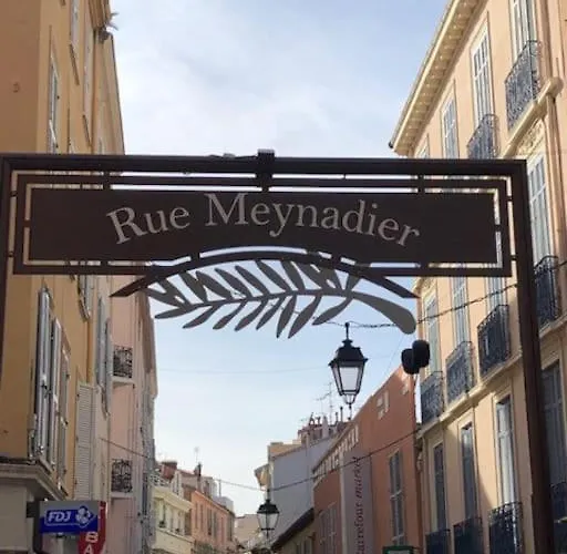 Croisette 8/10 Pers Lägenhet Cannes